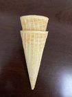 Chaîne de production multifonctionnelle du cornet de crème glacée 4.37kw pour l'usine de casse-croûte